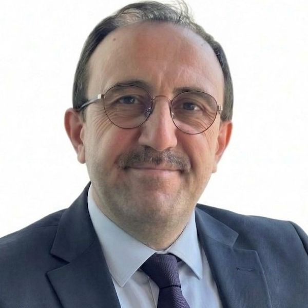 Kemal Bıçakcı, Prof.