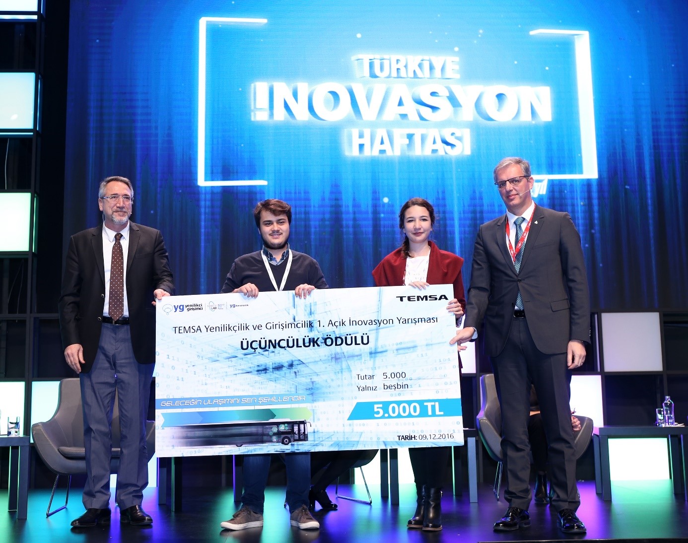 Öğrencilerimiz TEMSA Otomotiv'in Düzenlediği “Geleceğin Ulaşımını Sen Şekillendir” Yarışması’nda 3.lük Ödülü Aldı