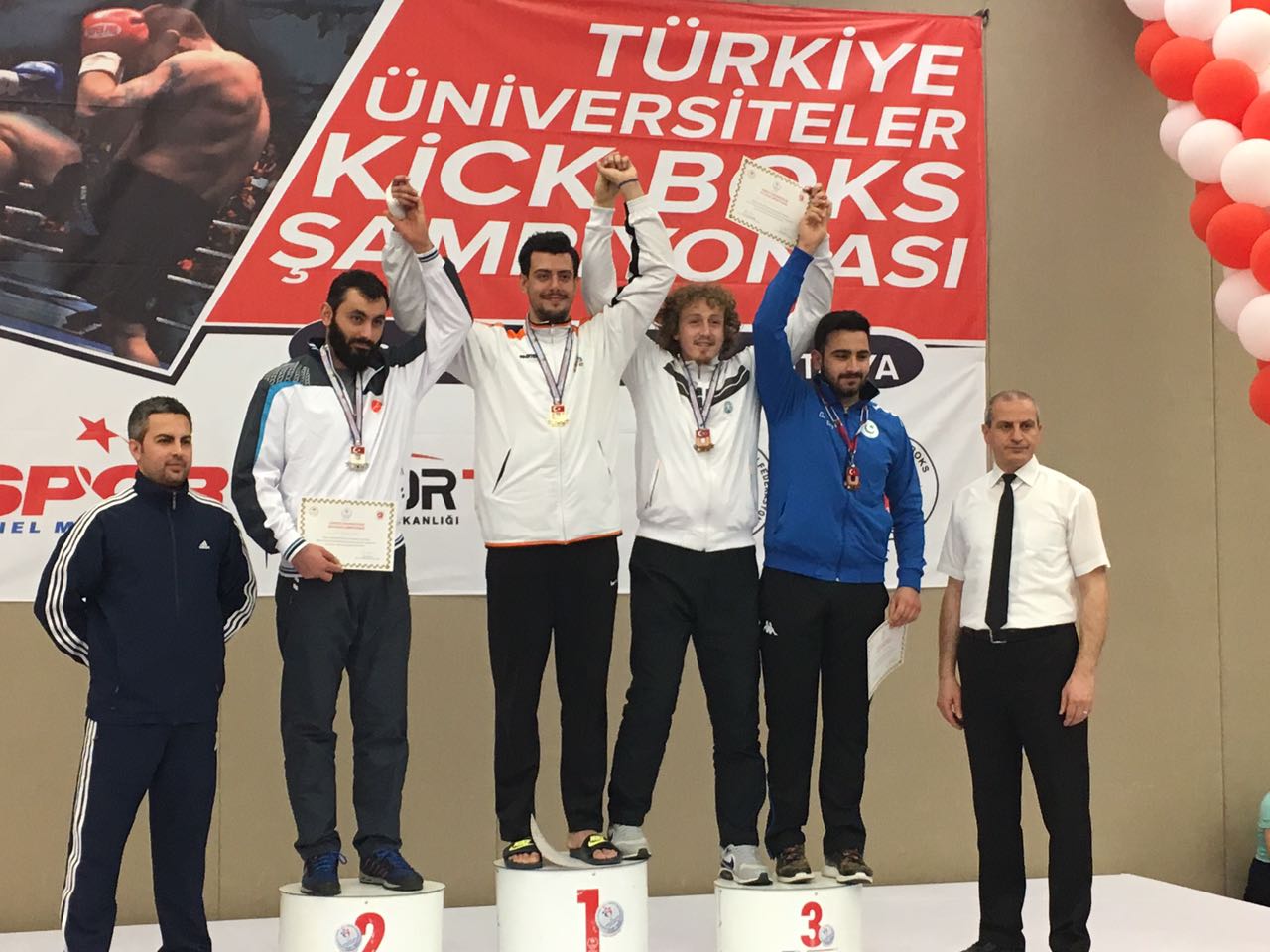 Gazette ETÜ Had a Chat With Aygün Gençay, a Student of The Political Science Department, Who Is Also The Inter-University Kickboxing Champion