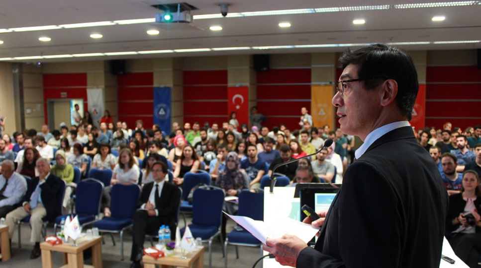TOBB ETÜ Hosted Japan's Ambassador to Turkey Akio Miyajima 