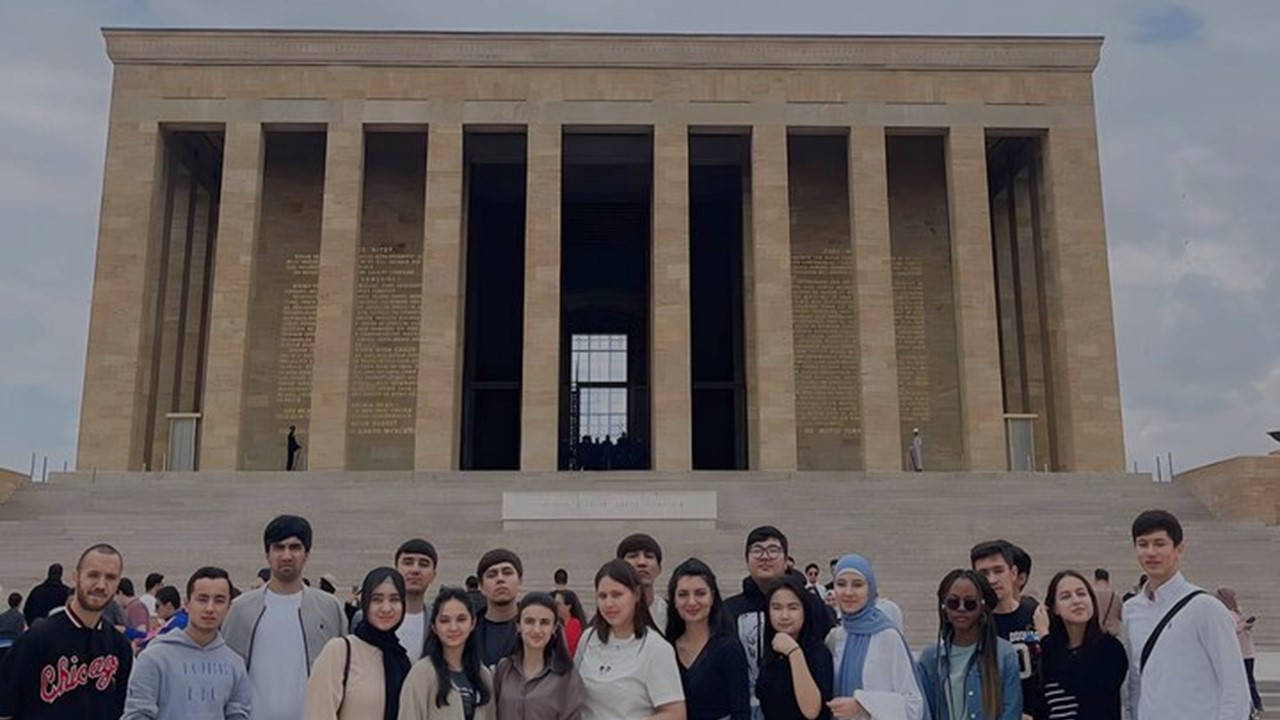 TOBB ETÜ Öğrencileri Anıtkabir’de