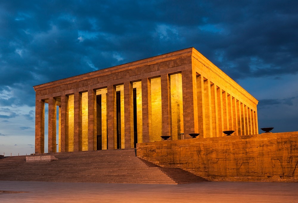 Güney Avustralya, Adelaide Üniversitesinden Pediatri İntern Stajı Yapmaya Gelen İnt. Dr. Umutcan Konakçı’yla Anıtkabir Ziyareti