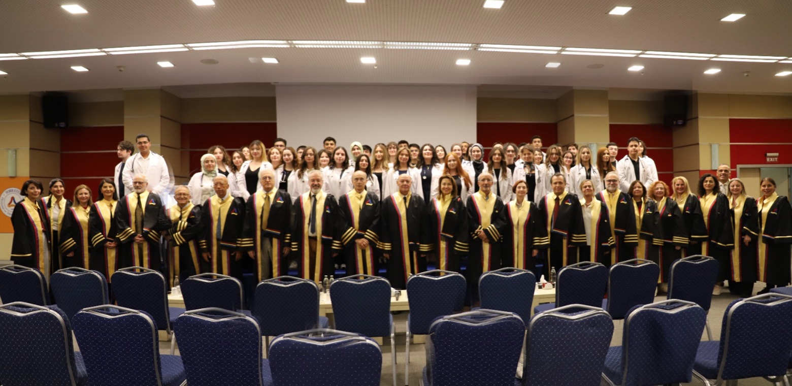 2025-2026 Akademik Yılı Tıp Fakültesi Beyaz Önlük Töreni Gerçekleşti