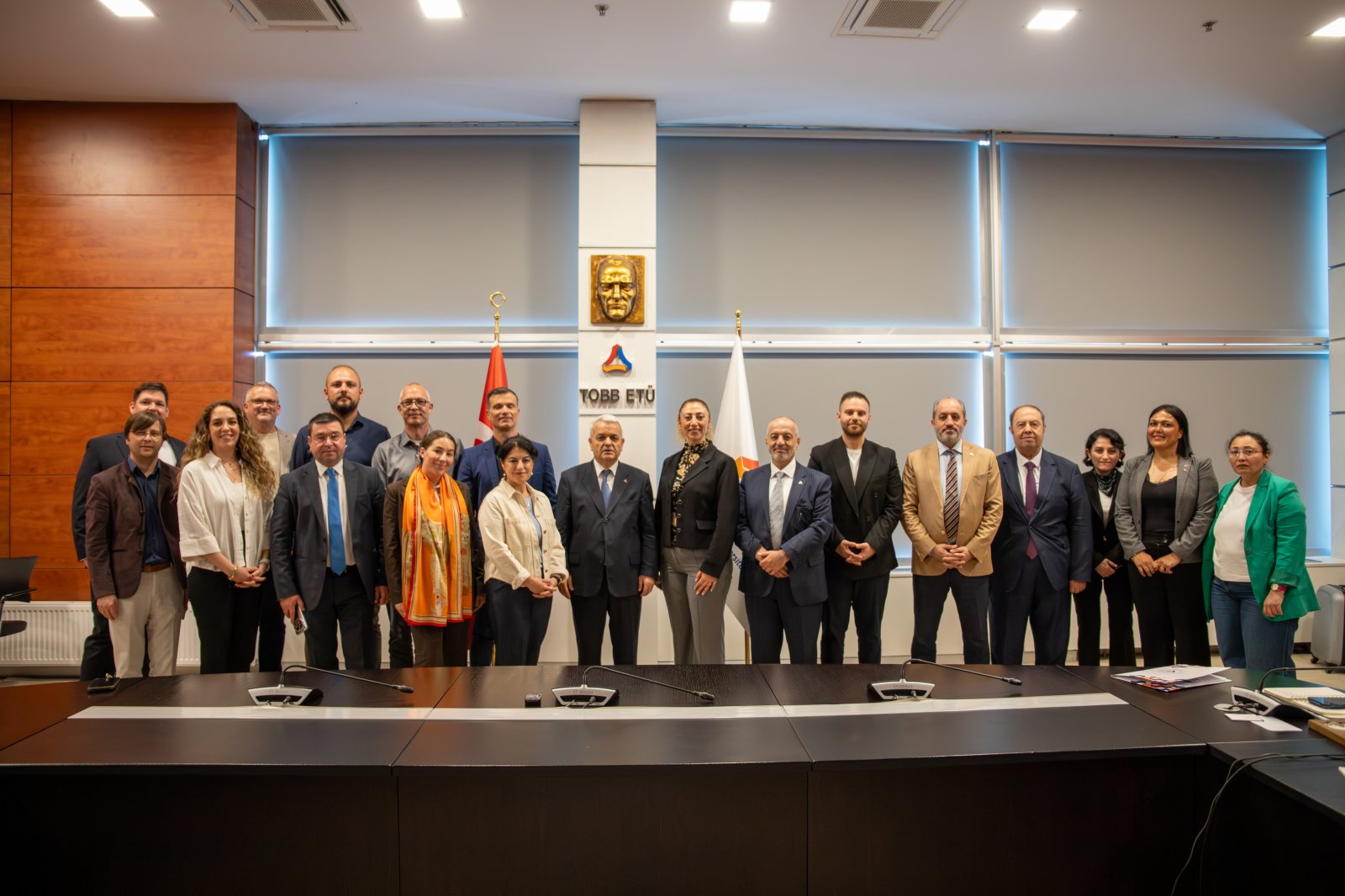 Türk-Alman Ticaret ve Sanayi Odası Heyeti TOBB ETÜ'yü Ziyaret Etti
